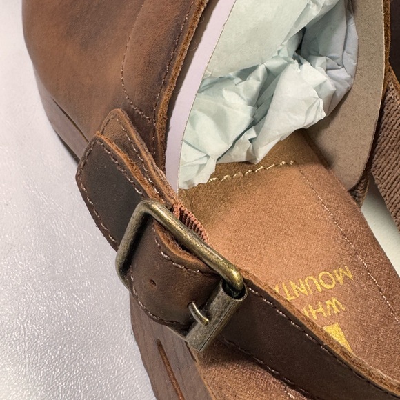 White Mountain Shoes Being Leather Clog comfy summer spring classic casual style - Picture 9 of 10